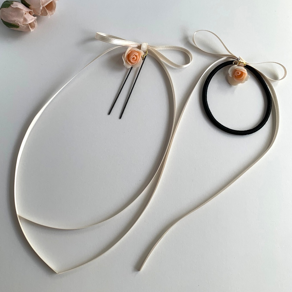 喜びの薔薇ロングリボンアクセサリー