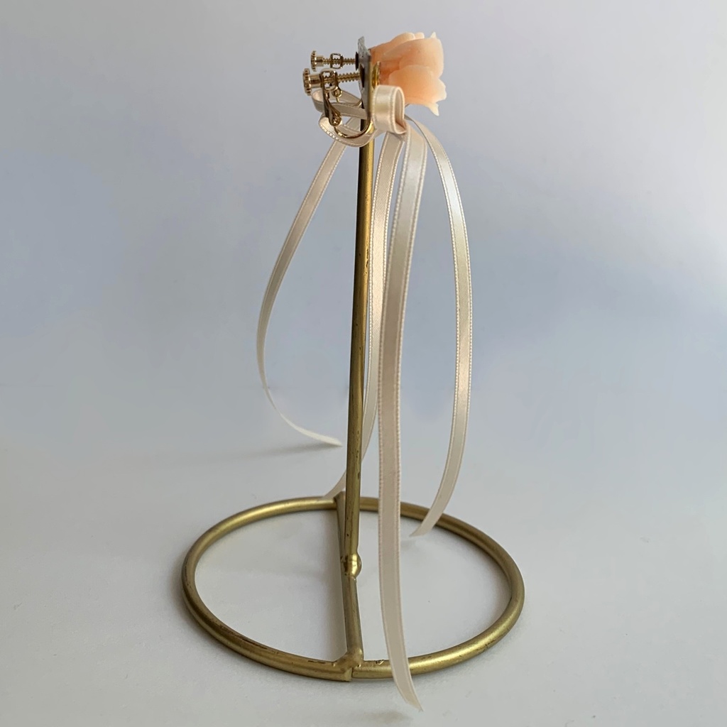 喜びの薔薇ロングリボンアクセサリー