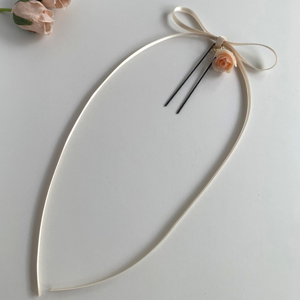 喜びの薔薇ロングリボンアクセサリー