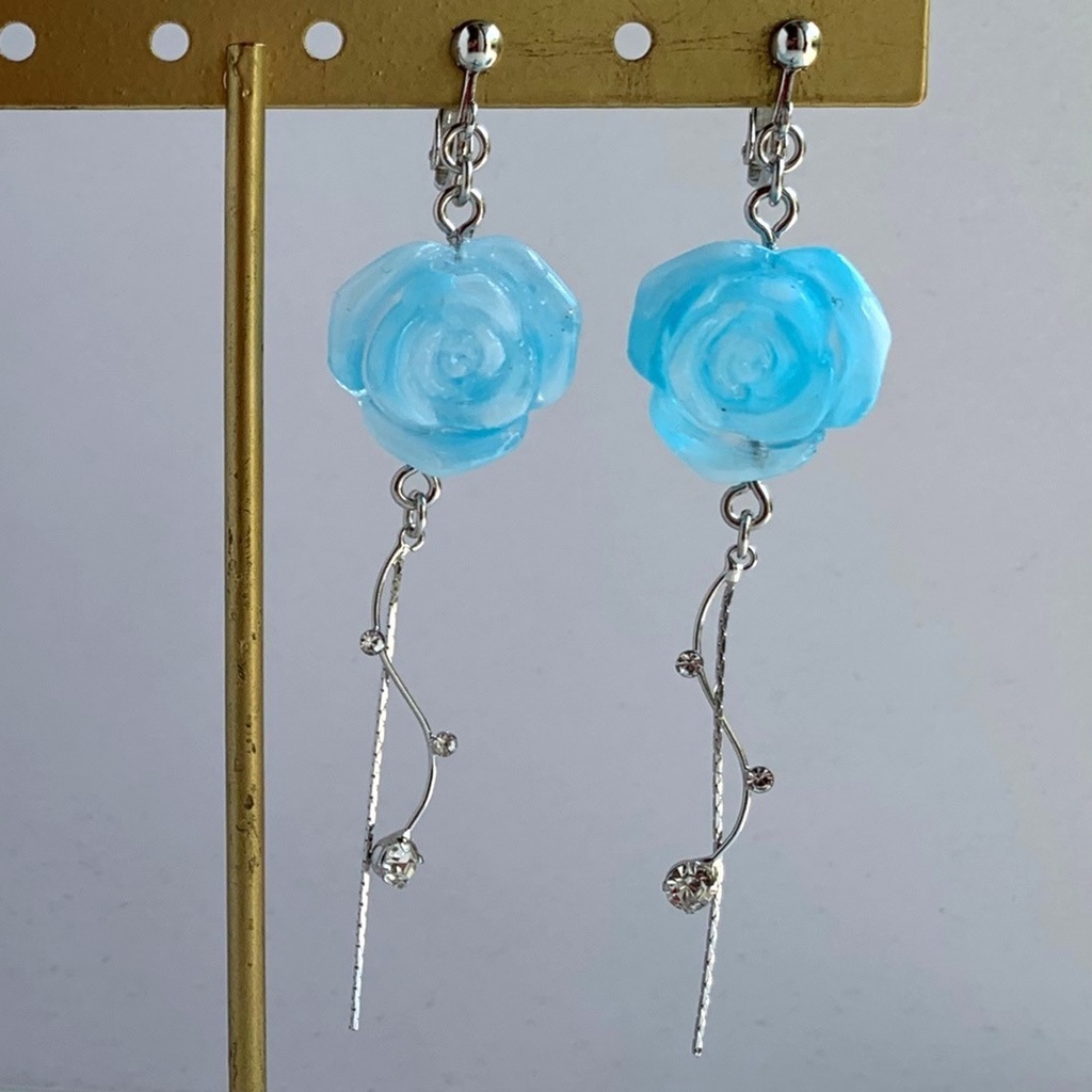 薔薇の風鈴 イヤリング・ピアス