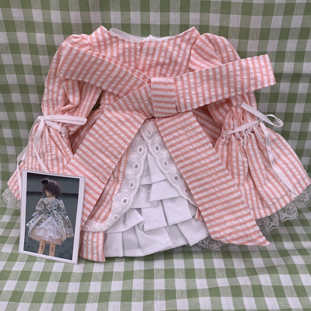 バッスルドレス