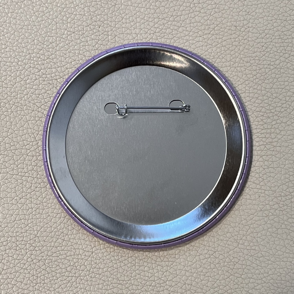 肉ですのでお気になさらず缶バッヂ