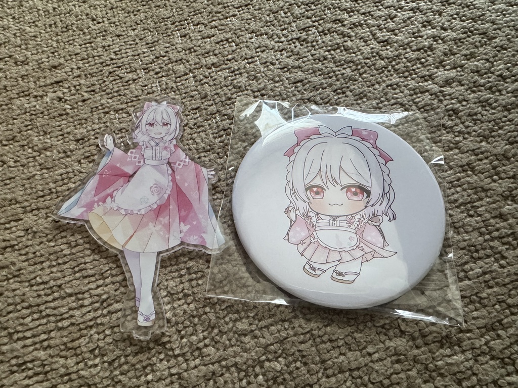 1周年アクスタ＆2周年缶バッジ　セット販売