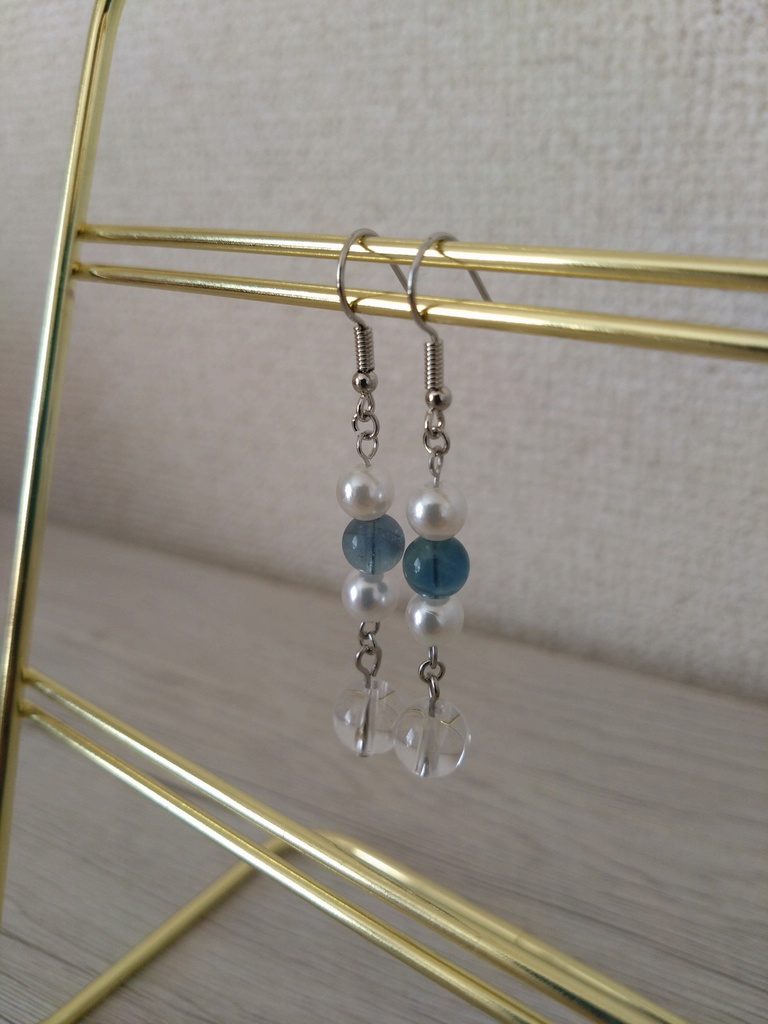 ヴェーネス ピアス