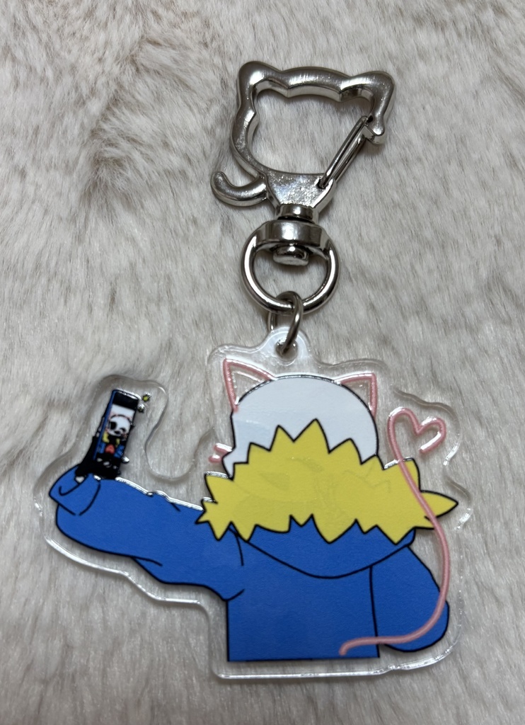 ⚠️作成ミスにより小さくしてしまいましたので値引きしてます⚠️「5cm」継続組ソロ両面アクキー「リボン結びマーダー」「食いしん坊ホラー」「自撮りキラー」