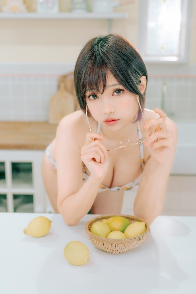 Ely【レモン水着🍋】