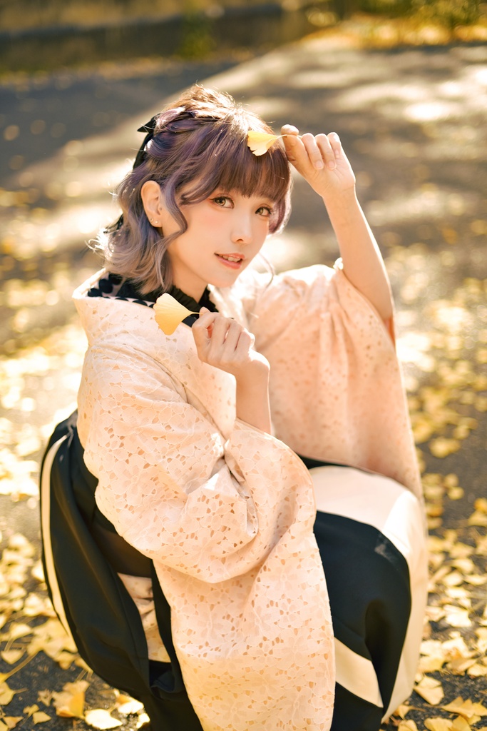 Ely【銀杏と袴】