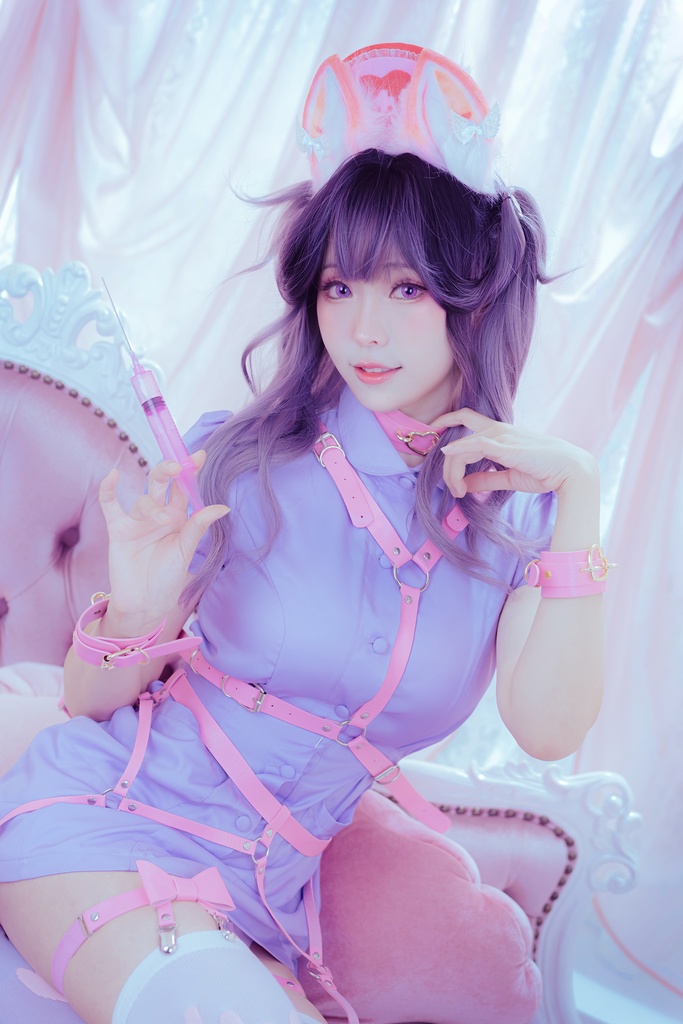 Ely【ピンクバニーナース】