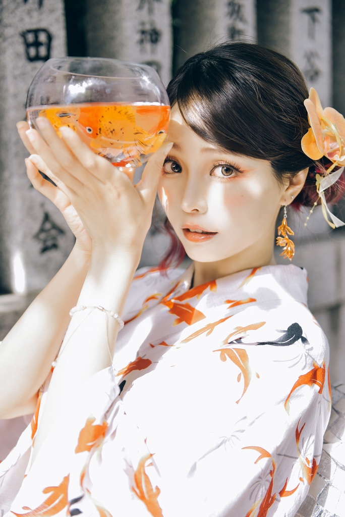 Ely【金魚散歩】
