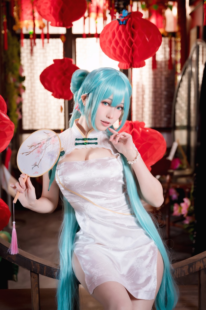 Ely【初音ミク】