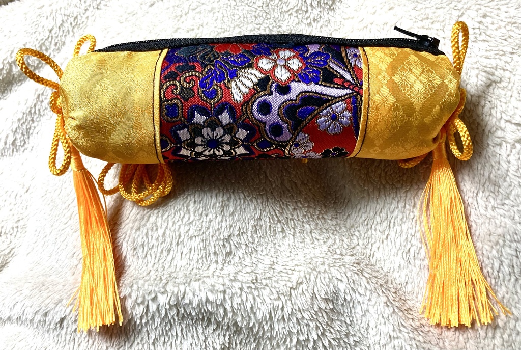 懸守(かけまもり)型小物入れ