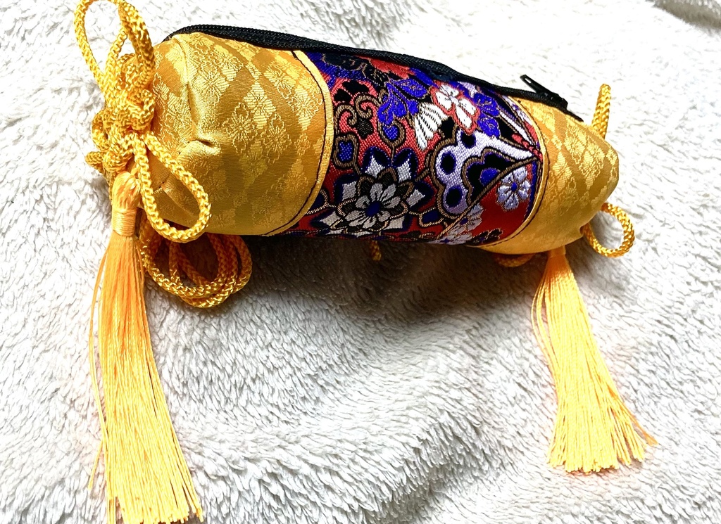 懸守(かけまもり)型小物入れ