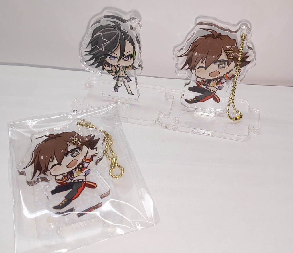 アイドル衣装ハーツ組アクリルスタンド