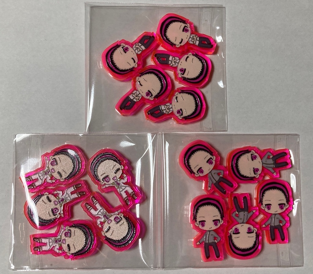 森白馬のシャカシャカキーホルダー