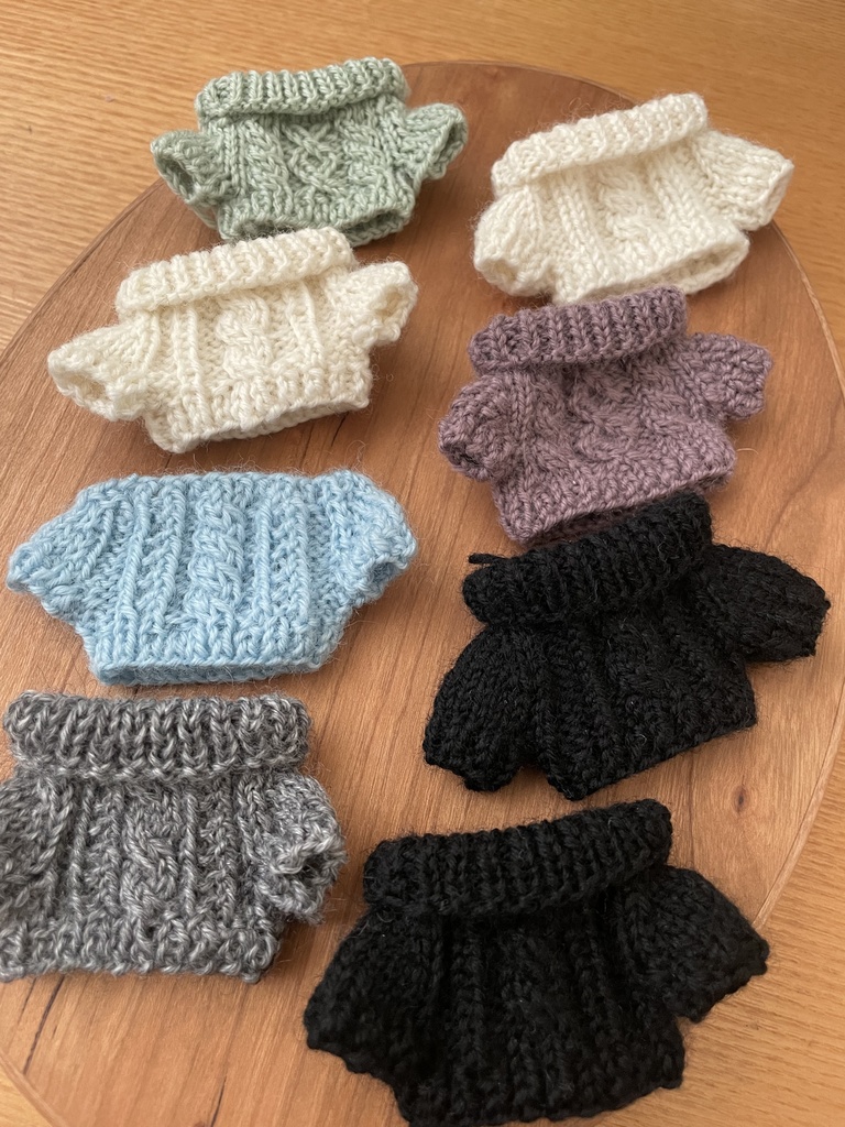 2/3 21時〜 13㎝ぬいぐるみ用セーター(元のお洋服脱いでるコ用)