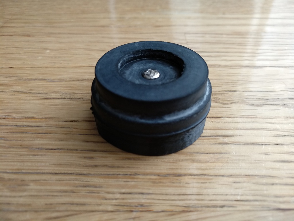 FP7 の高さ調整用足