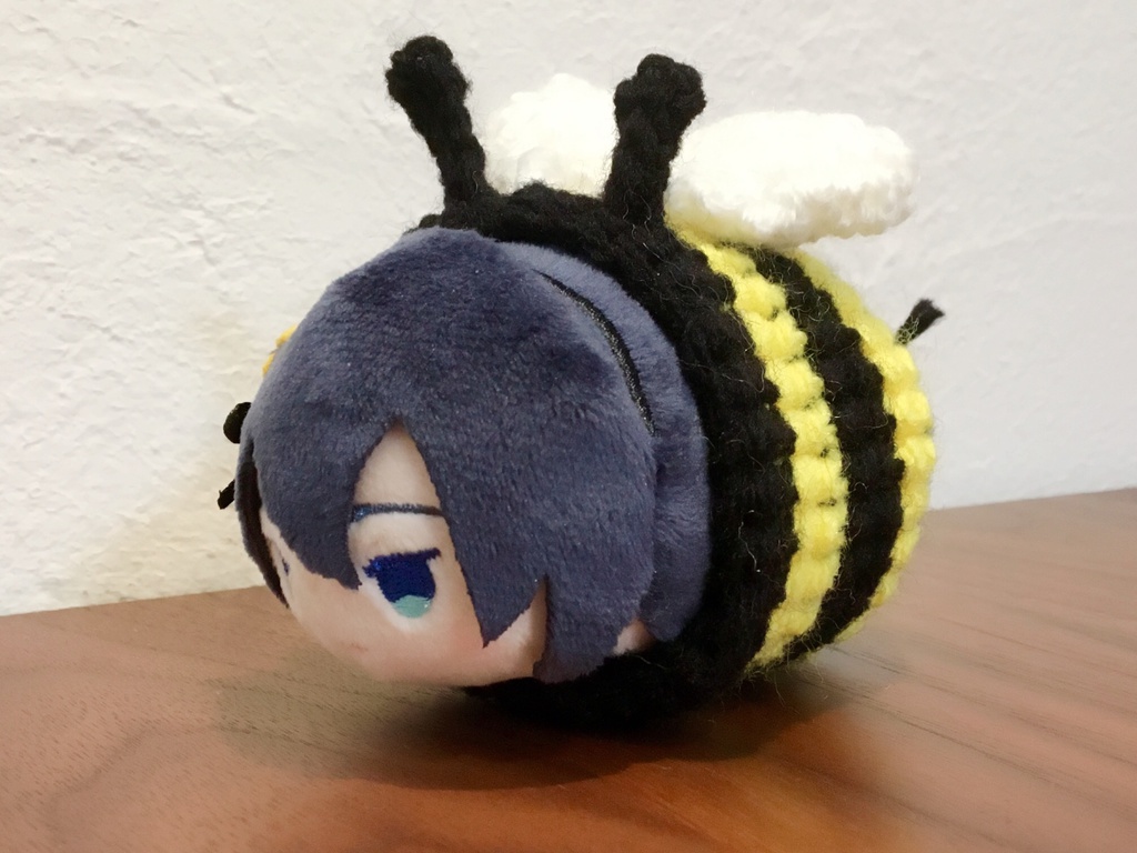 ミツバチ