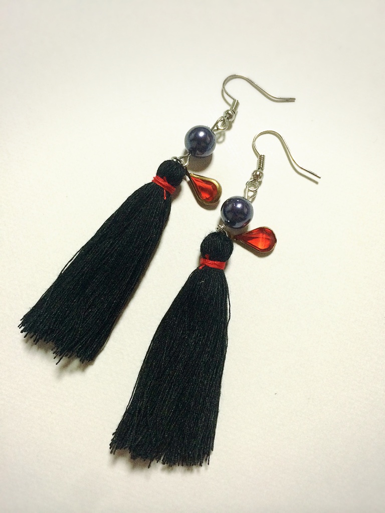 新撰組イメージタッセルピアス