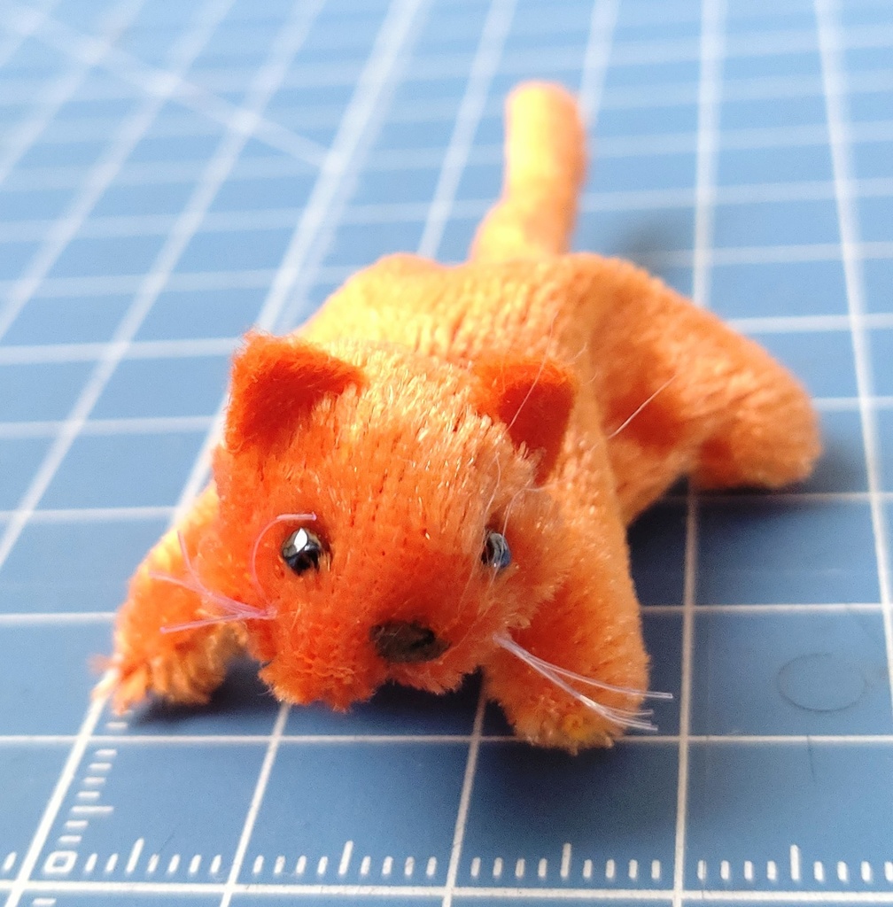 『ねこかぶり』(「猫をかぶる」体現アイテム)