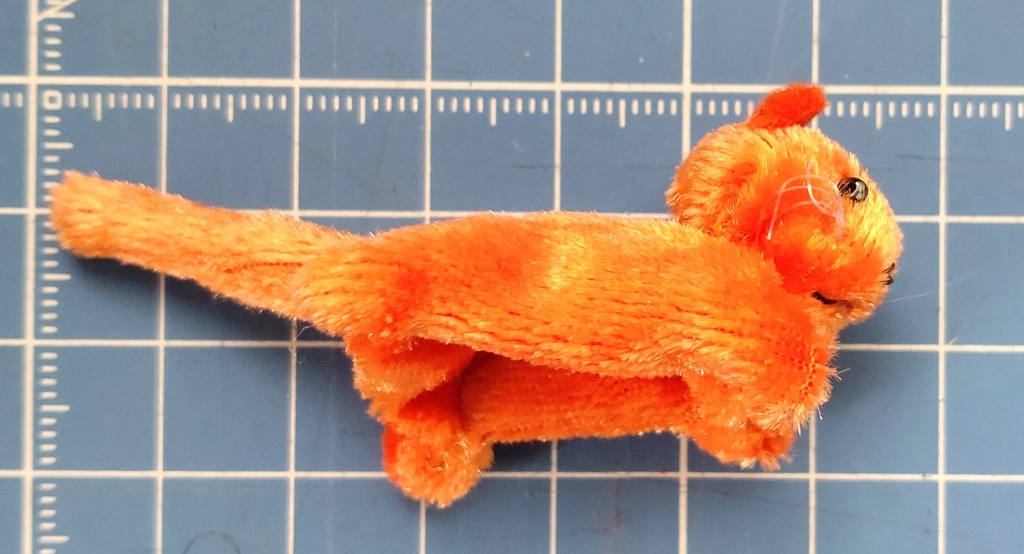 『ねこかぶり』(「猫をかぶる」体現アイテム)