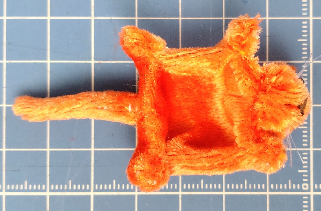 『ねこかぶり』(「猫をかぶる」体現アイテム)