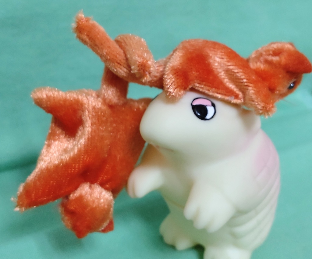 『ねこかぶり』(「猫をかぶる」体現アイテム)