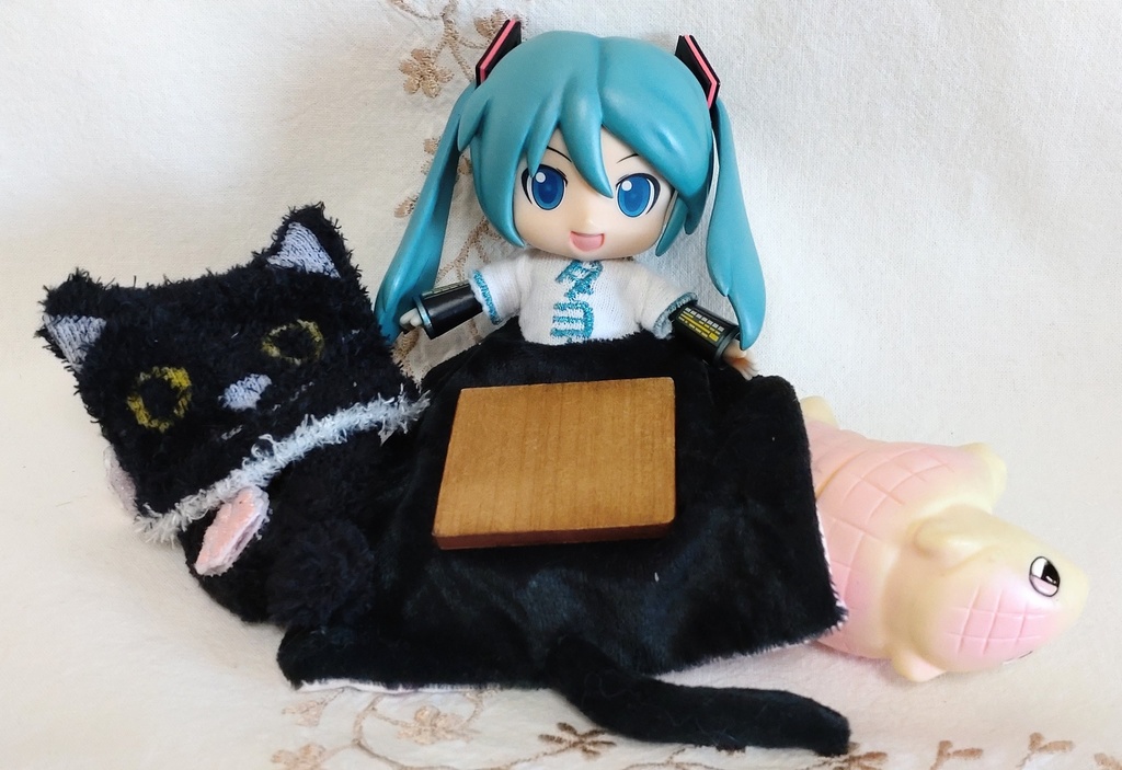 お値打ち価格❗️ねんどろ家具&小物🐾あったかにゃんニャンセット