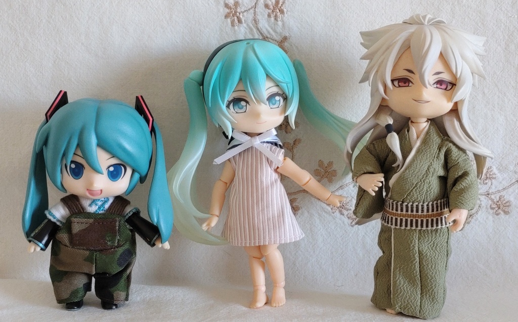 【made in rabbit field】ねんどろいどどーるサイズ&オビツろいど対応『きゃりぐるみ』🐾本革製ストラップ付