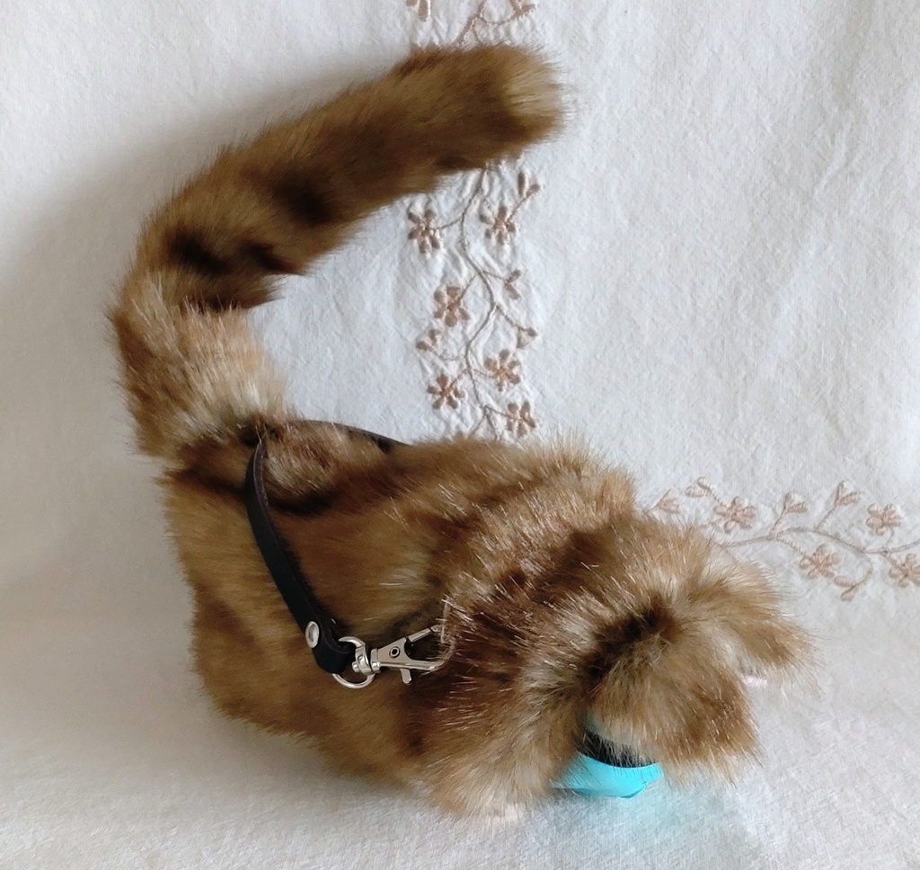 【made in rabbit field】ねんどろいどどーるサイズ&オビツろいど対応『きゃりぐるみ』🐾本革製ストラップ付