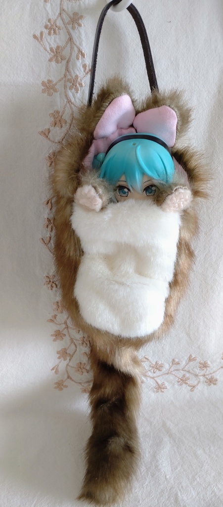 【made in rabbit field】ねんどろいどどーるサイズ&オビツろいど対応『きゃりぐるみ』🐾本革製ストラップ付