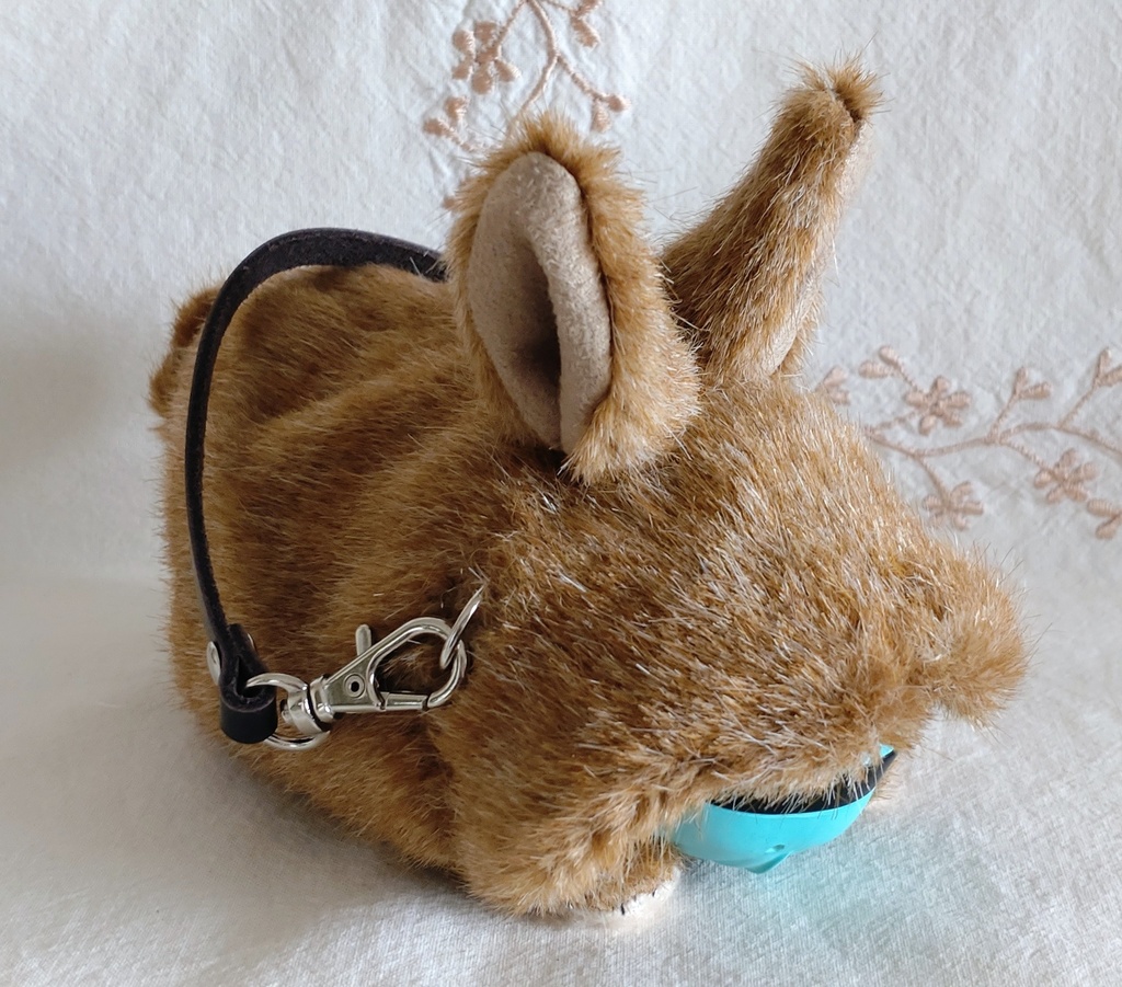 【made in rabbit field】ねんどろいどどーるサイズ&オビツろいど対応『きゃりぐるみ』🐾本革製ストラップ付