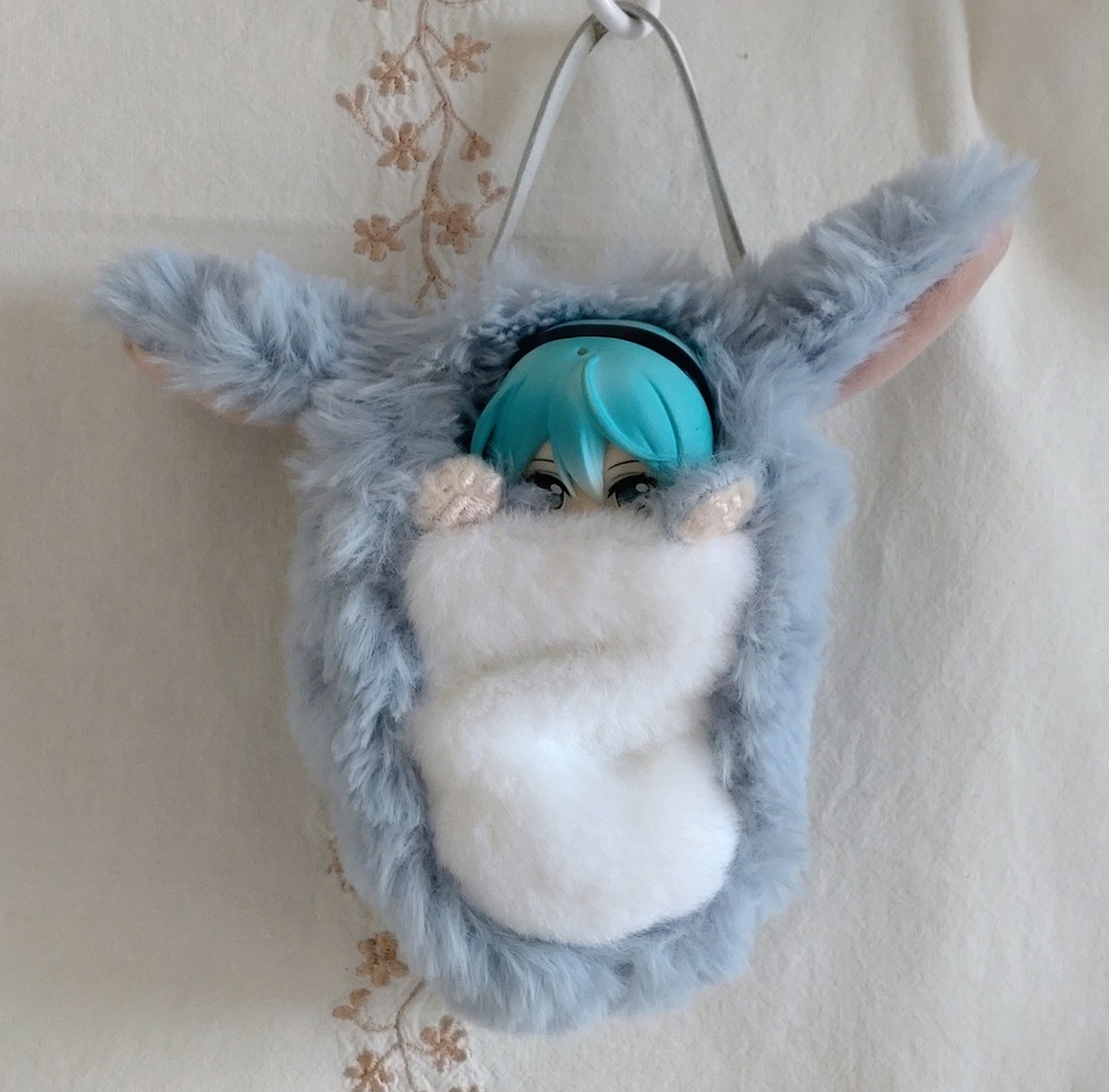 【made in rabbit field】ねんどろいどどーるサイズ&オビツろいど対応『きゃりぐるみ』🐾本革製ストラップ付