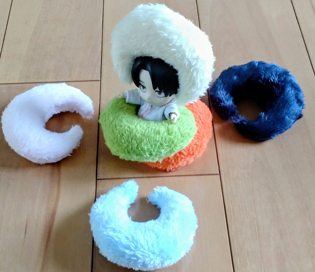 送料無料❗️【made in rabbit field】三日月クッション6色