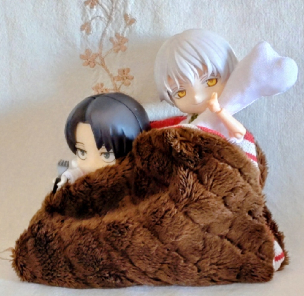 アフターイベント特価❗️【made in rabbit field】ねんどろ&ねんどーる小物❋ねんねこステーキ/リバーシブル仕様ホネまくら付