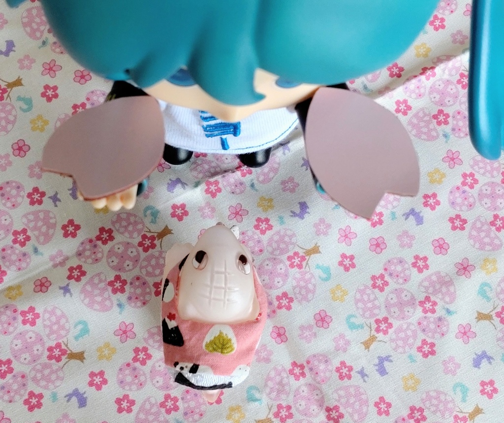 送料無料❗️【made in rabbit field】らーじ三日月クッション