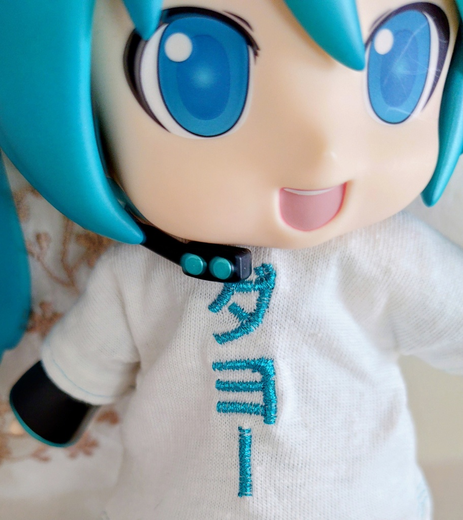 ねんどろらーじコスチューム*WF夏限定「ミク」「ダヨー」リバーシブルAラインワンピTシャツ