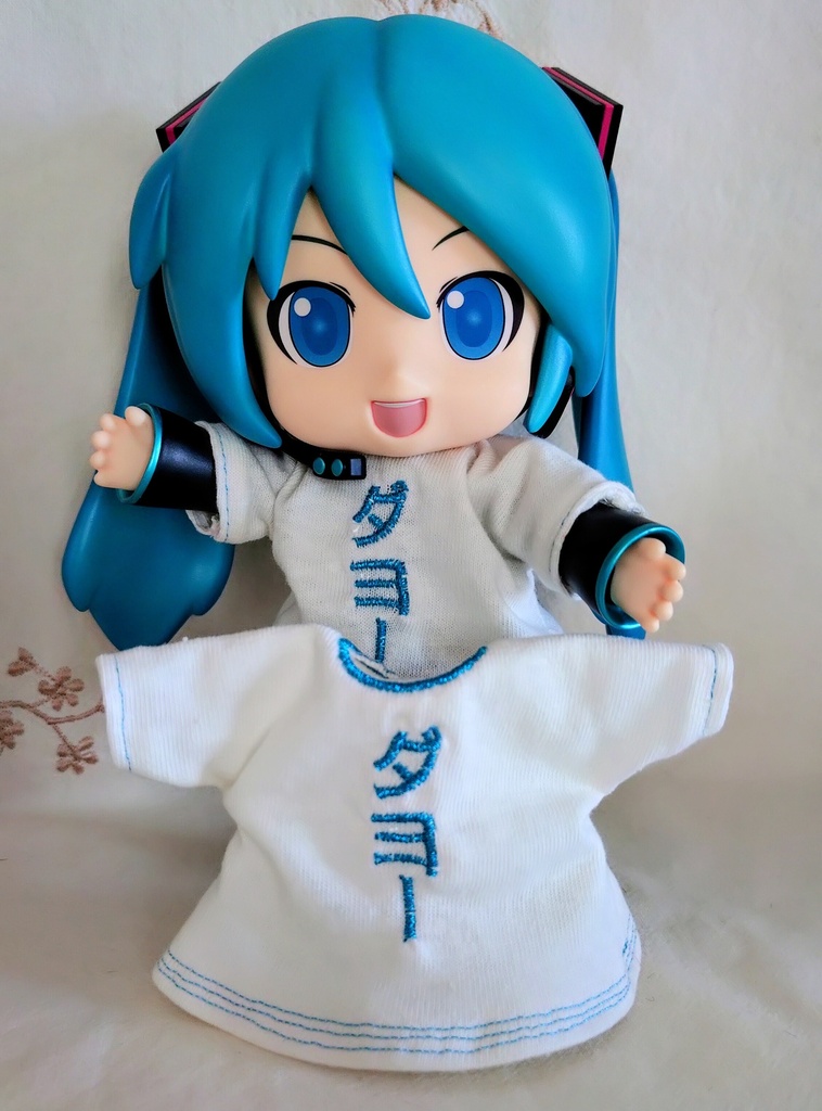 ねんどろらーじコスチューム*WF夏限定「ミク」「ダヨー」リバーシブルAラインワンピTシャツ
