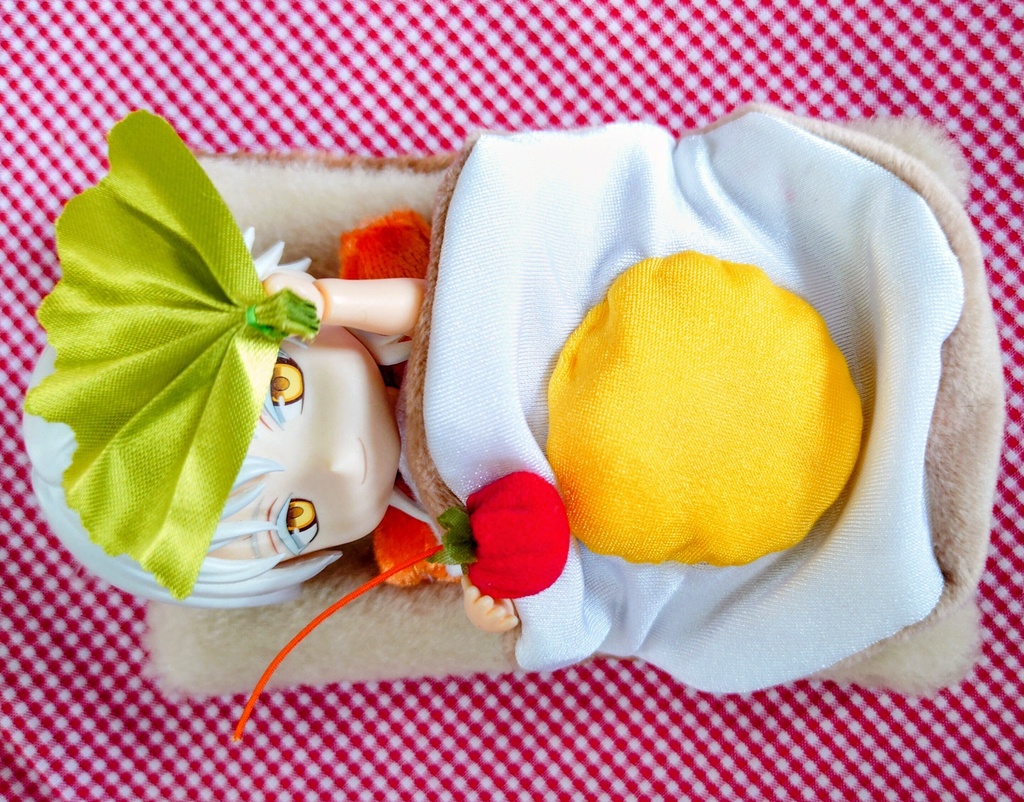 ねんどろ&ねんどーる小物『ねんねこ月見サンド』