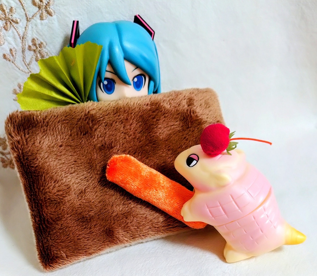 ねんどろ&ねんどーる小物『ねんねこ月見サンド』