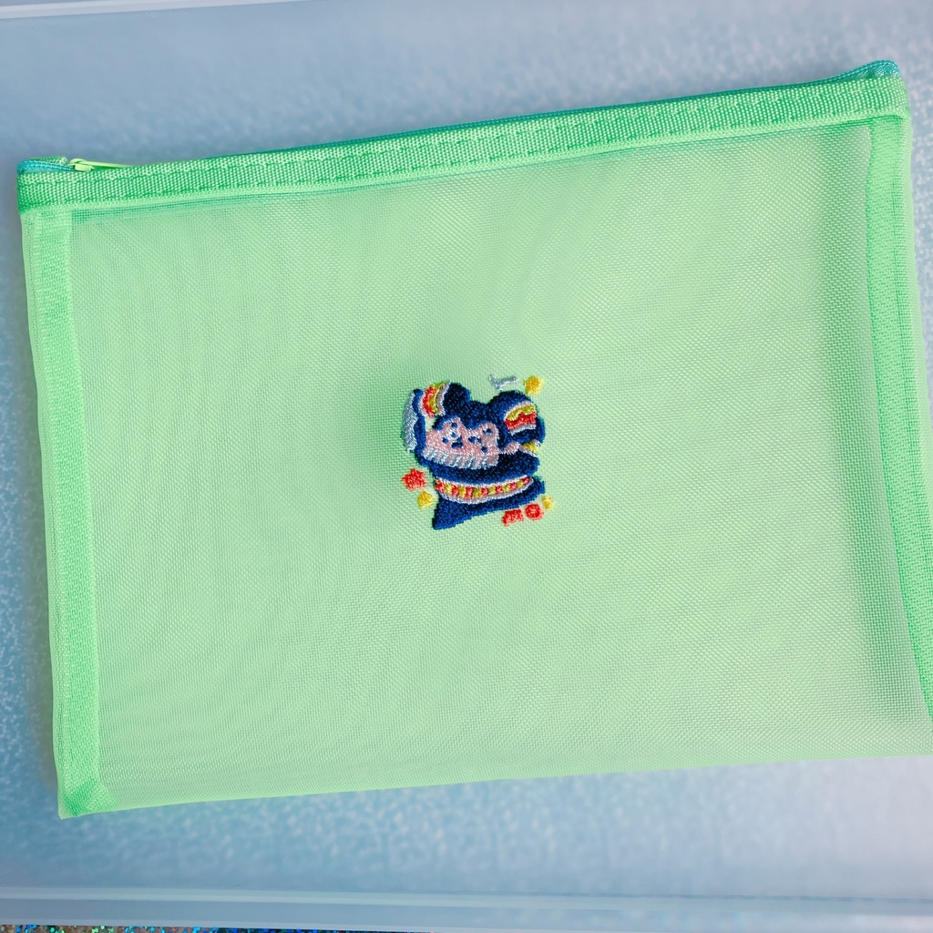 悪魔さん刺繍メッシュポーチ