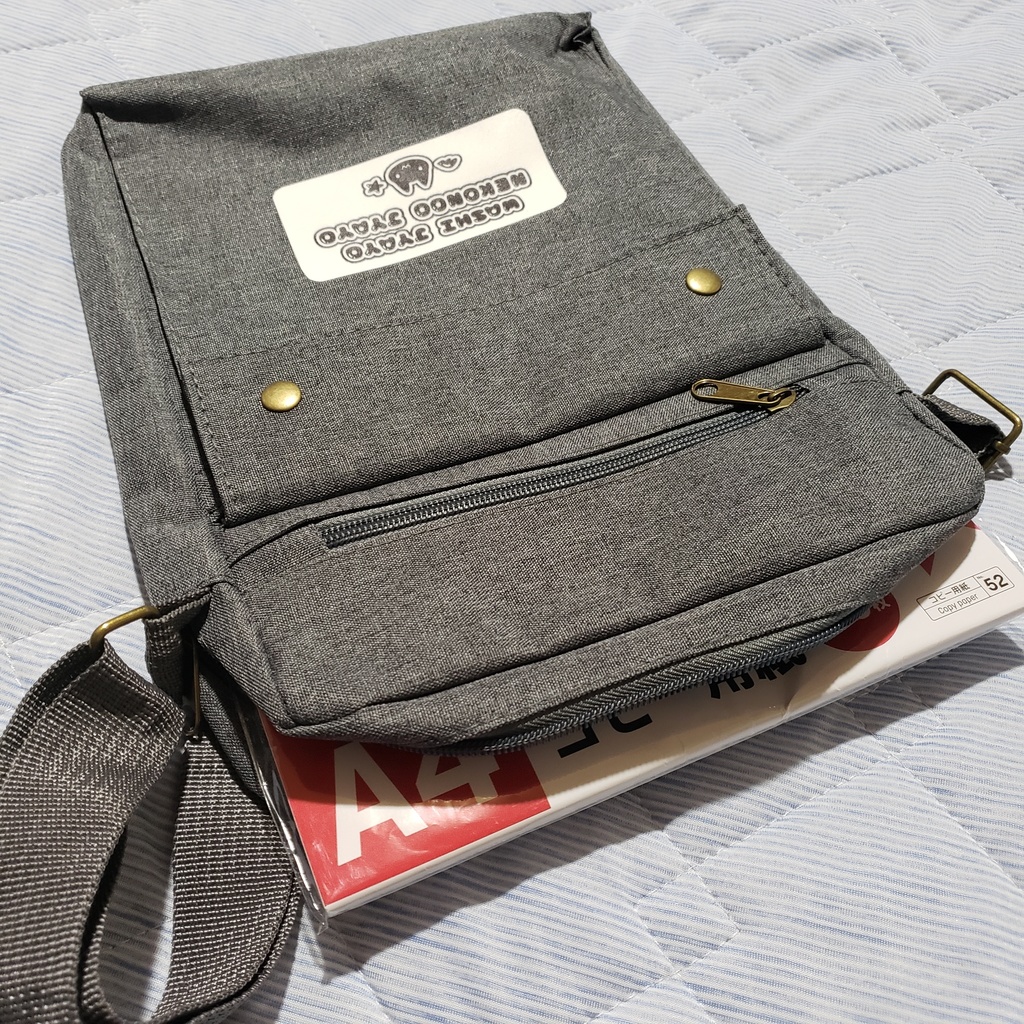 片翼のわしじゃよショルダーバッグ