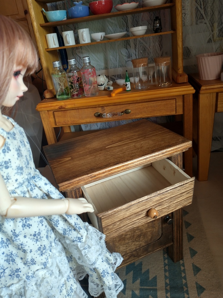 (1/3ドール用)アンティーク風チェスト