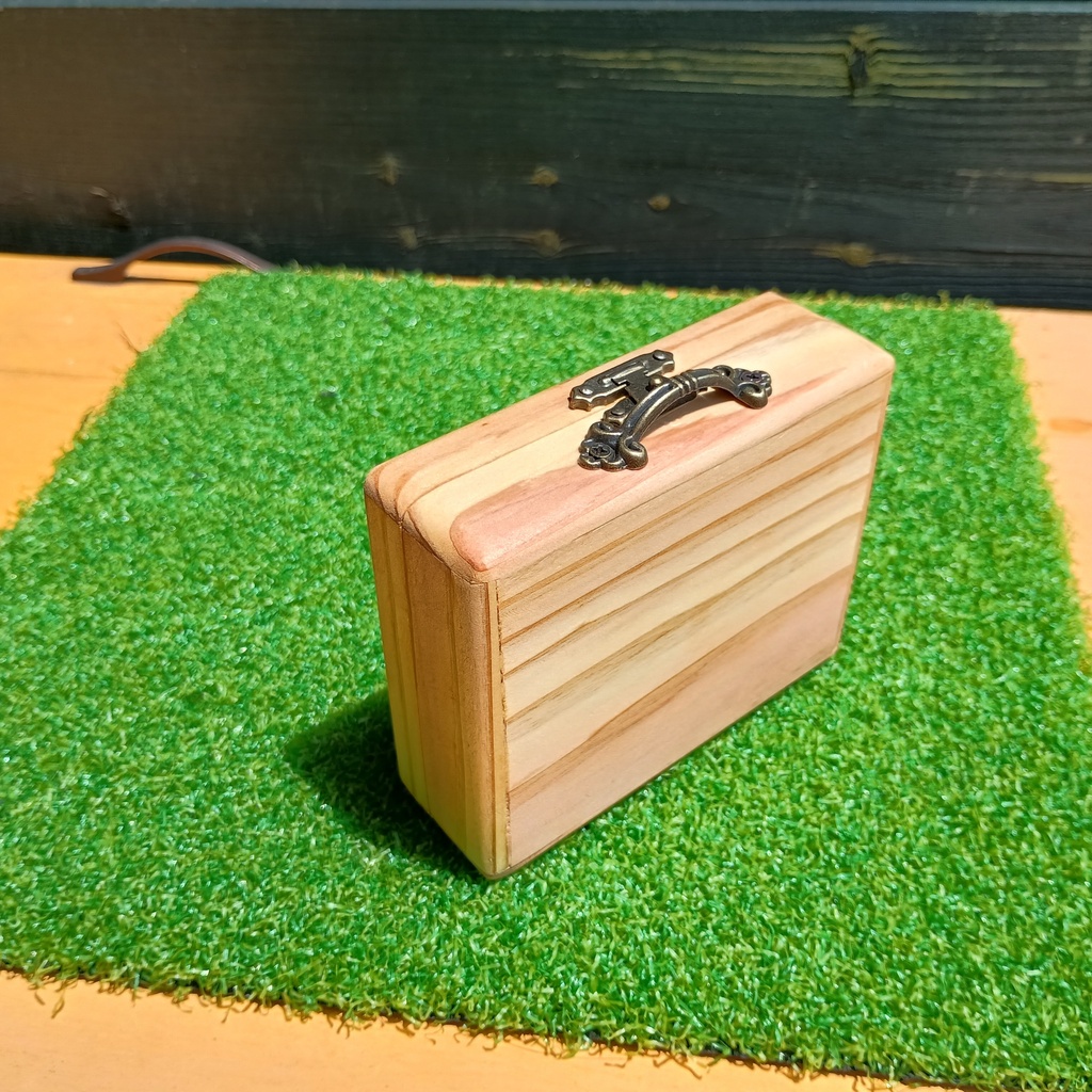 ドール用木製トランク（中）