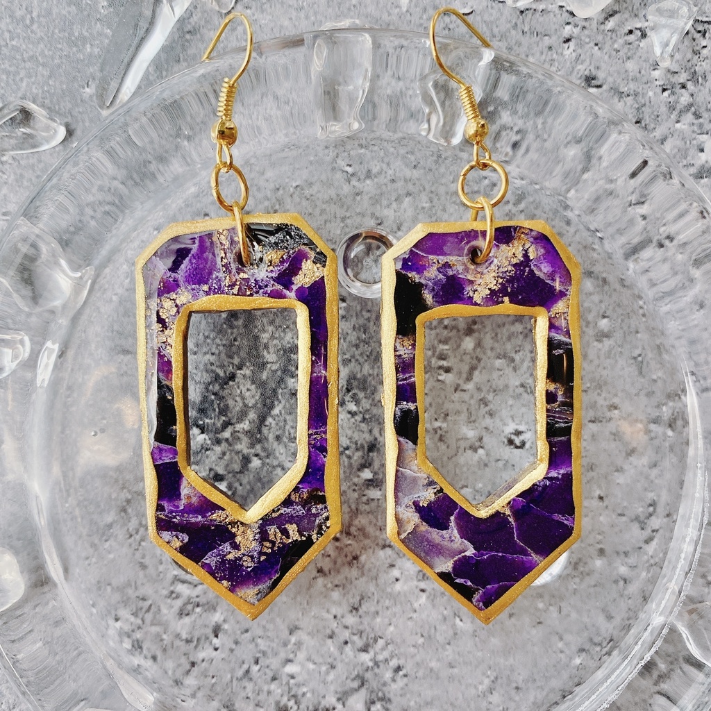 【刀剣乱舞】へし切長谷部 イメージ ピアス イヤリング 大きめ