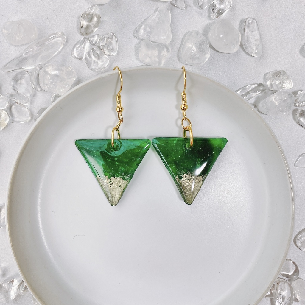 【ヒロアカ】緑谷出久 イメージ ピアス 大きめ