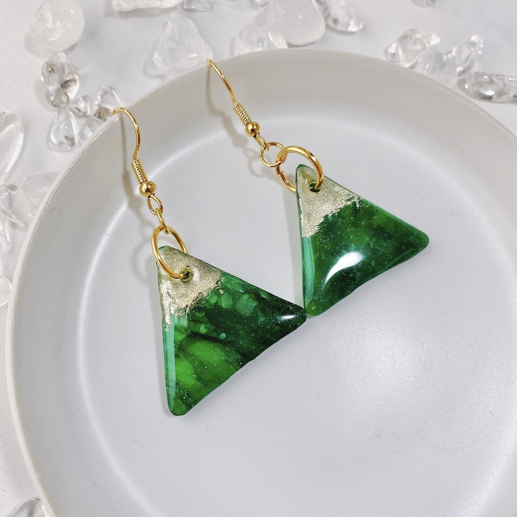 【ヒロアカ】緑谷出久 イメージ ピアス 大きめ