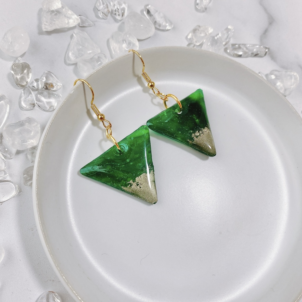 【ヒロアカ】緑谷出久 イメージ ピアス 大きめ