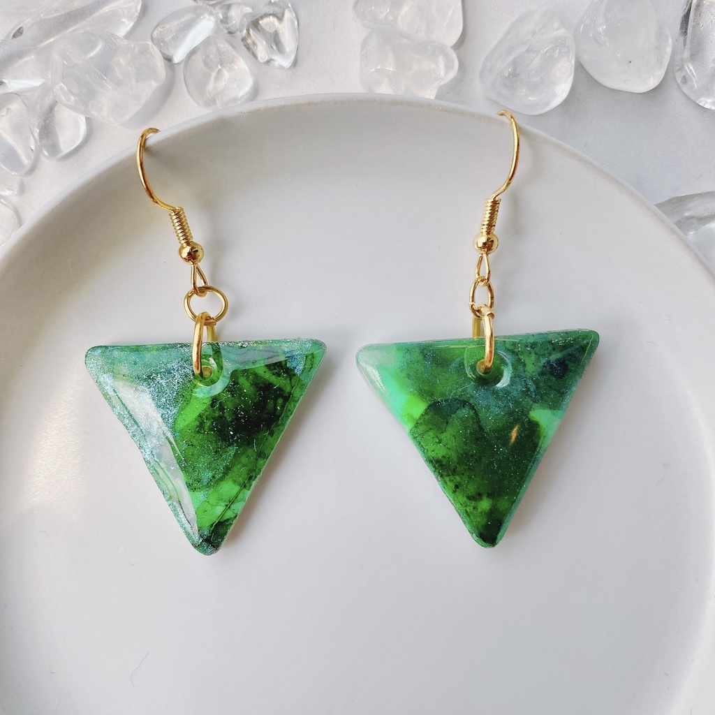 【ヒロアカ】緑谷出久 イメージ ピアス 大きめ