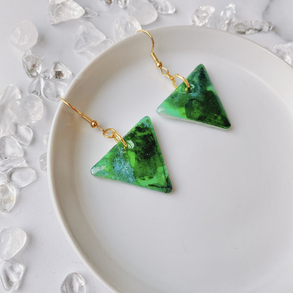 【ヒロアカ】緑谷出久 イメージ ピアス 大きめ