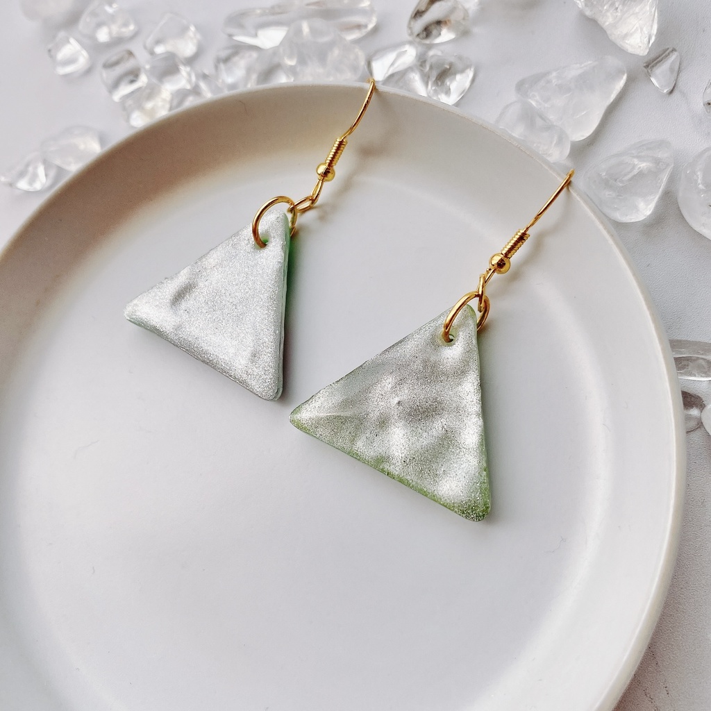 【ヒロアカ】緑谷出久 イメージ ピアス 大きめ